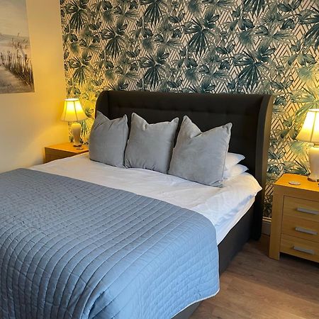 Roker Cottage, Luxury Seaside Apartment, Private Parking, Sky Tv Sunderland  Extérieur photo