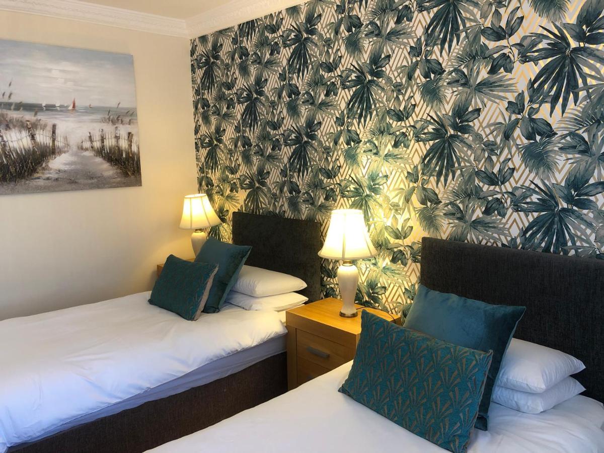 Roker Cottage, Luxury Seaside Apartment, Private Parking, Sky Tv Sunderland  Extérieur photo