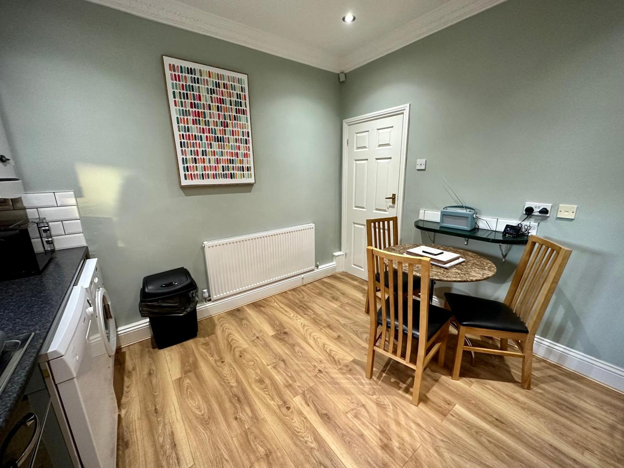 Roker Cottage, Luxury Seaside Apartment, Private Parking, Sky Tv Sunderland  Extérieur photo